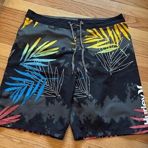 Hurley board shorts size 32